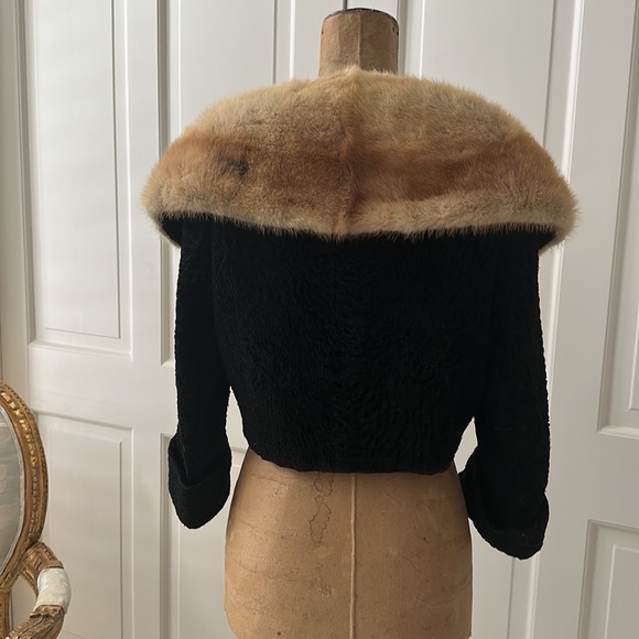 stunning vintage persian lamb fur bolero jacket with mink collar.  Size S - Picture 2 of 8